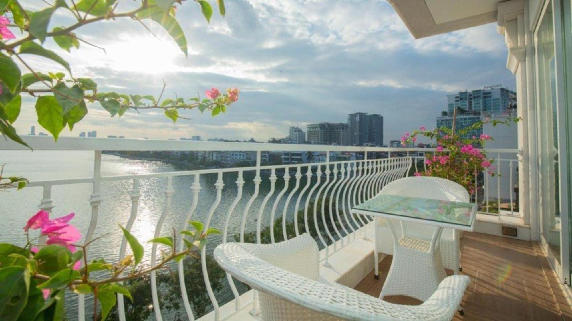 Luxe Paradise Suites Xuan Dieu Hanoi Zewnętrze zdjęcie
